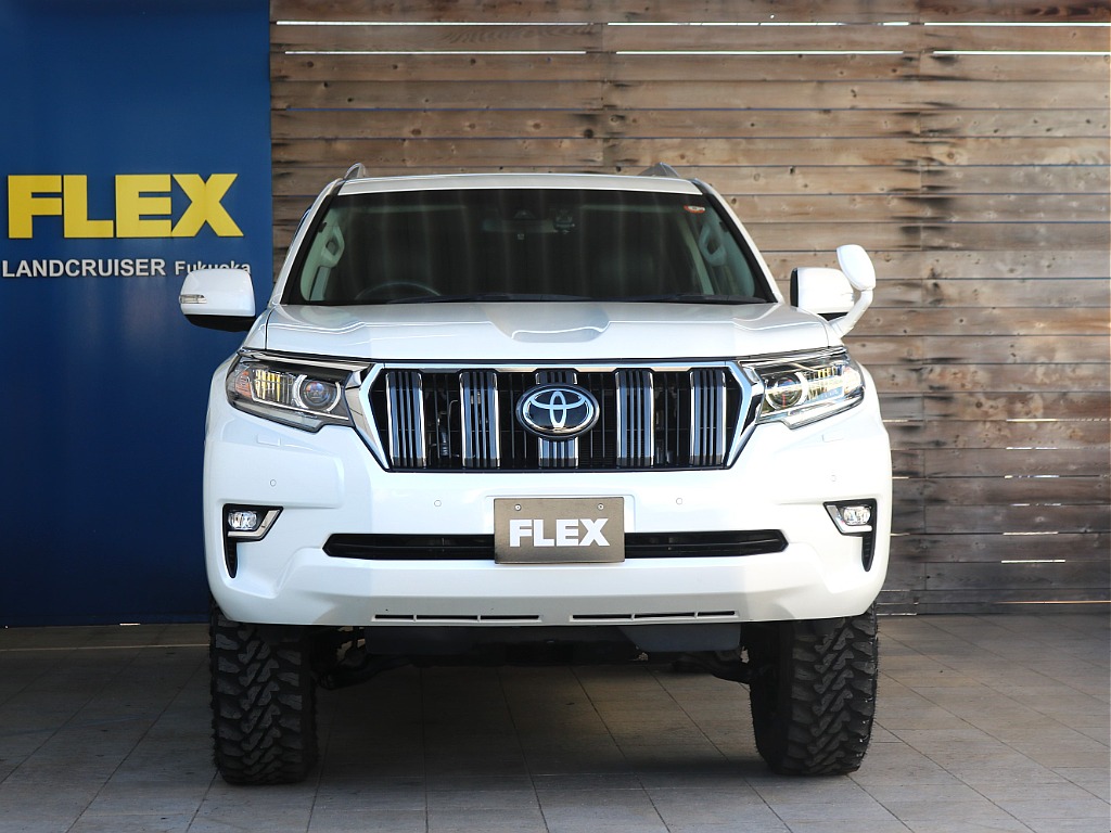 トヨタ ランドクルーザープラド(3枚目)