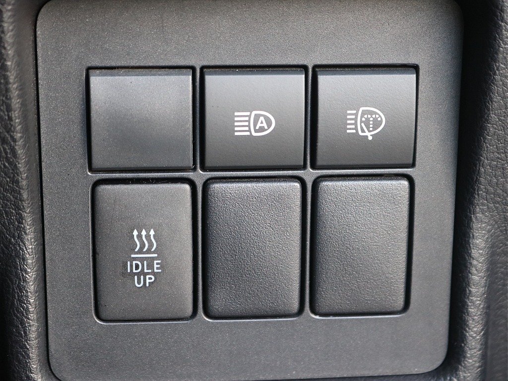 トヨタ ランドクルーザープラド(23枚目)