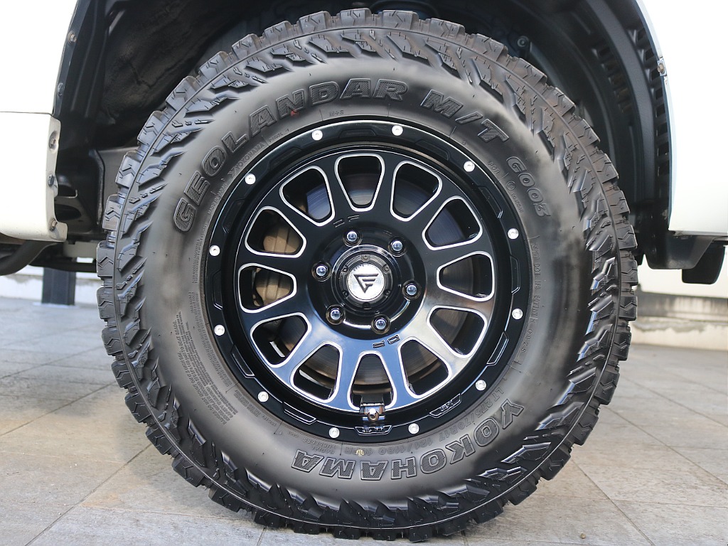 トヨタ ランドクルーザープラド(10枚目)