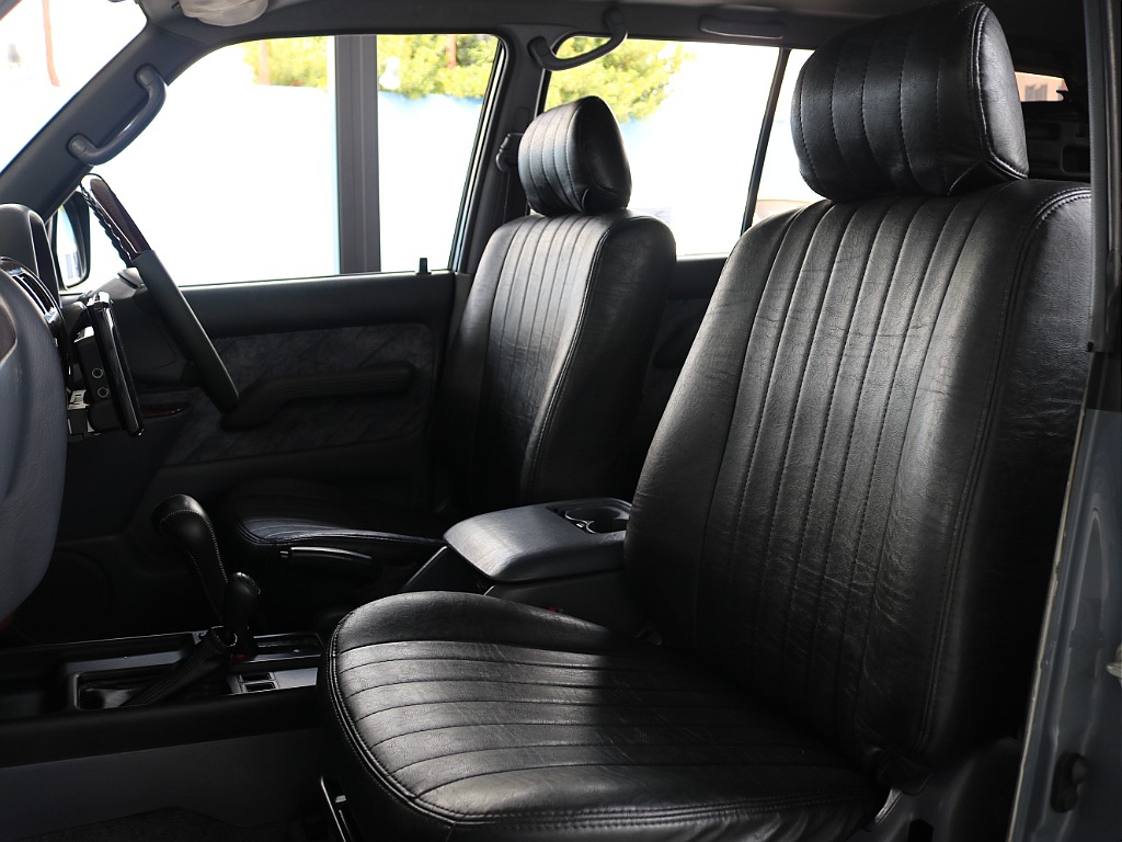 トヨタ ランドクルーザープラド(15枚目)