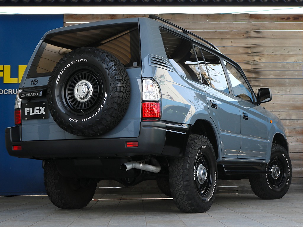 トヨタ ランドクルーザープラド(8枚目)