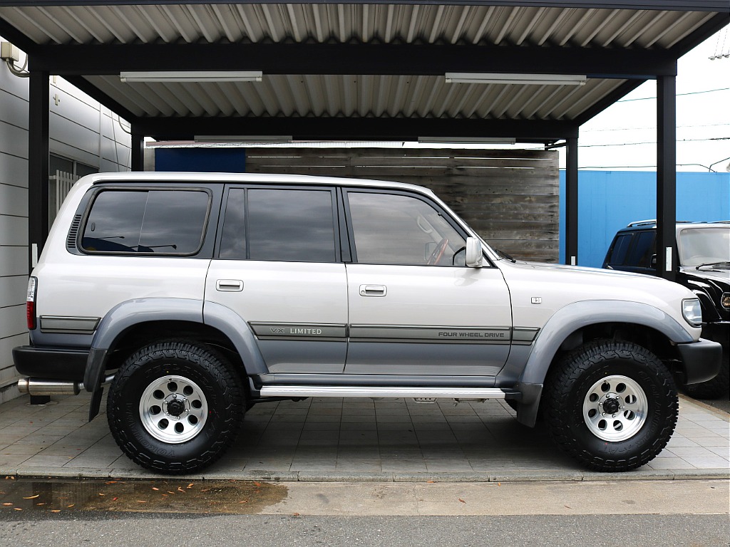 トヨタ ランドクルーザー80(5枚目)