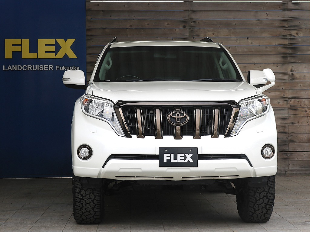 トヨタ ランドクルーザープラド(3枚目)