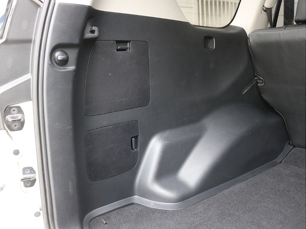 トヨタ ランドクルーザープラド(44枚目)