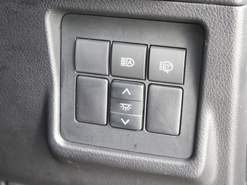 トヨタ ランドクルーザープラド(24枚目)