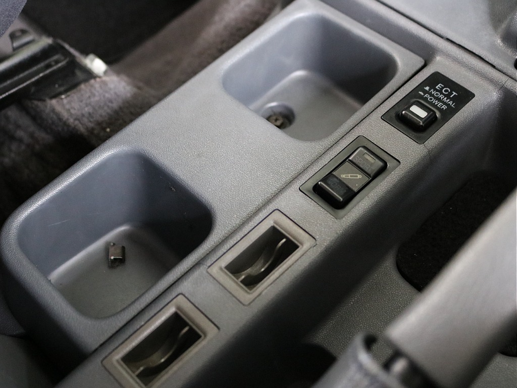 今となってはオートローンでの購入がかなり普及してきております。最長１０年１２０回をご用意しております。詳しくは当店のスタッフまで！お気軽にお声がけ下さいね♪