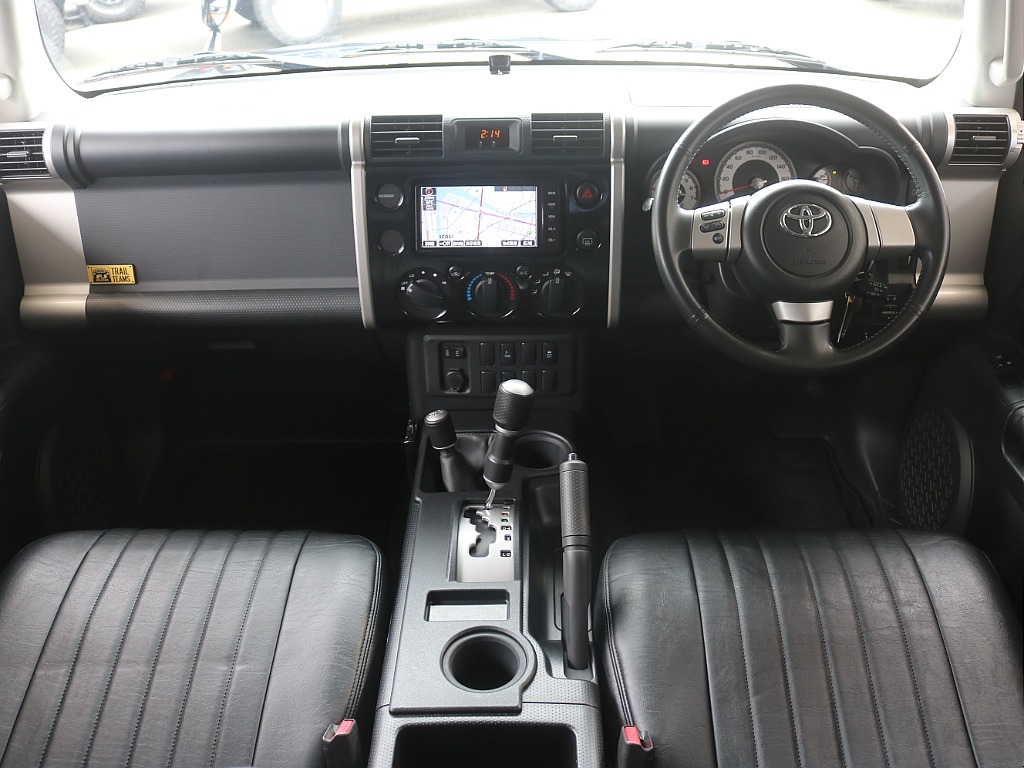 トヨタ FJクルーザー(2枚目)