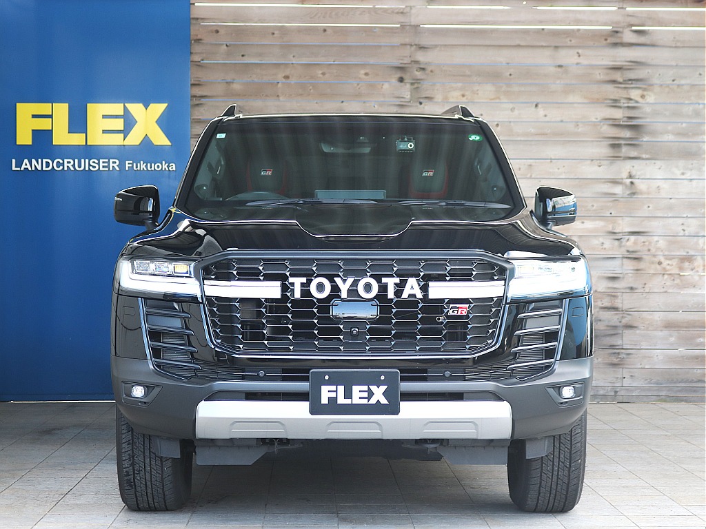 トヨタ ランドクルーザー300(3枚目)