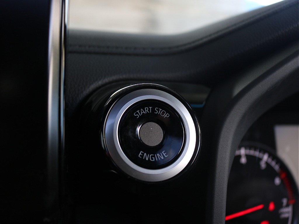 トヨタ ランドクルーザー300(27枚目)