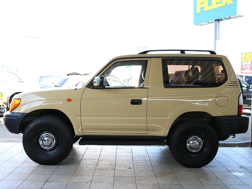 トヨタ ランドクルーザープラド(5枚目)