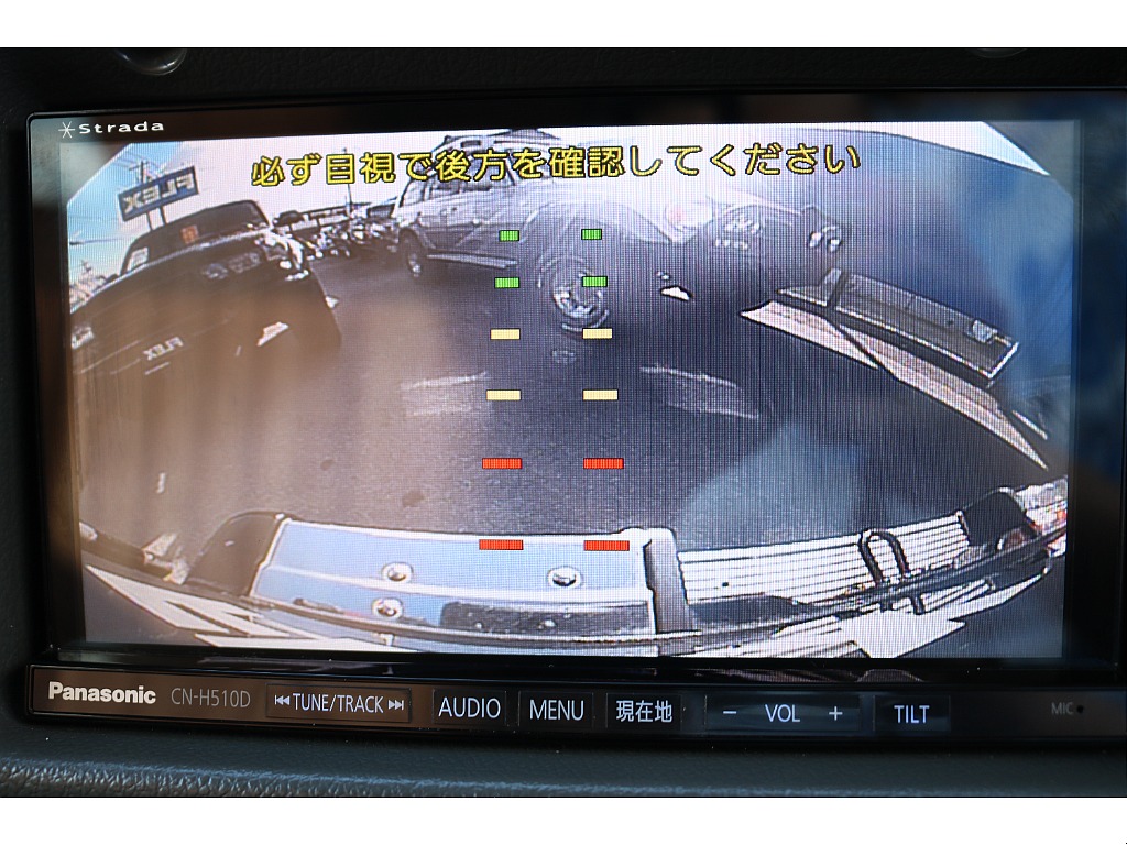 バックカメラ搭載