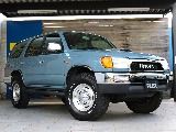 TOYOTA文字グリルになっております！