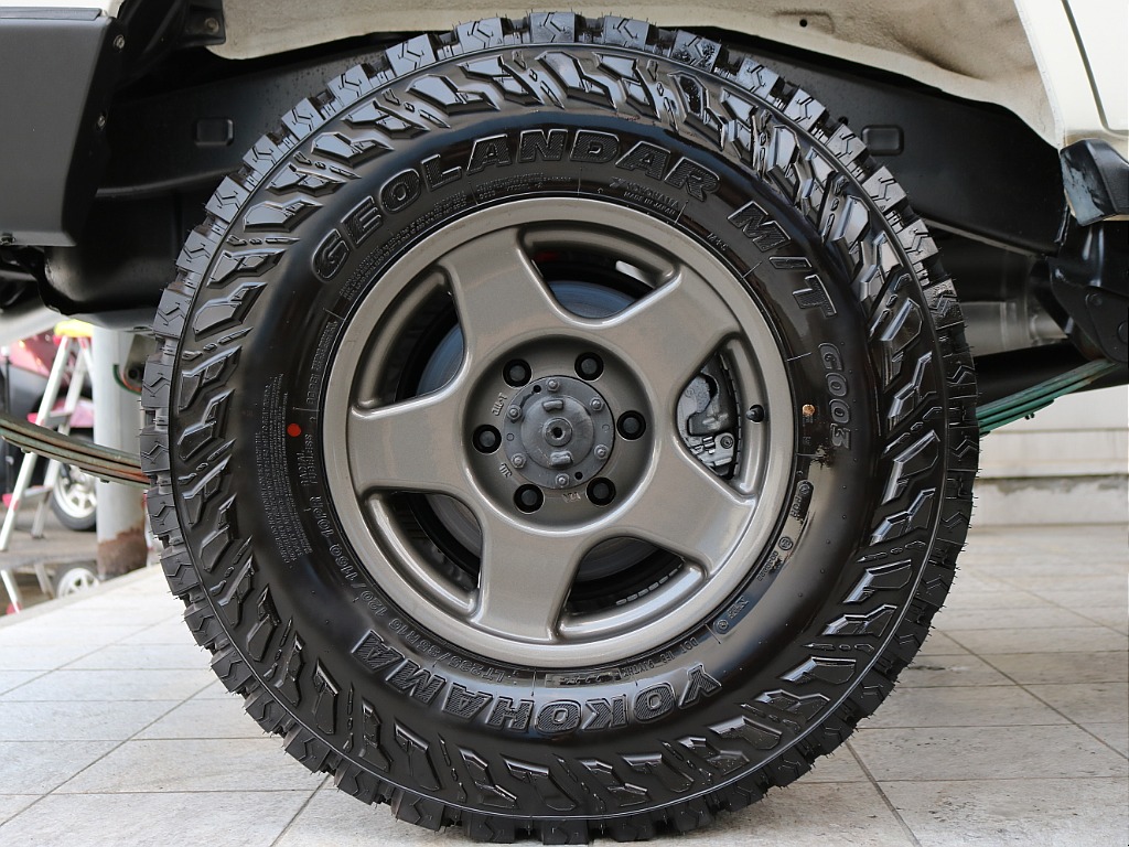 トヨタ ランドクルーザー70(16枚目)