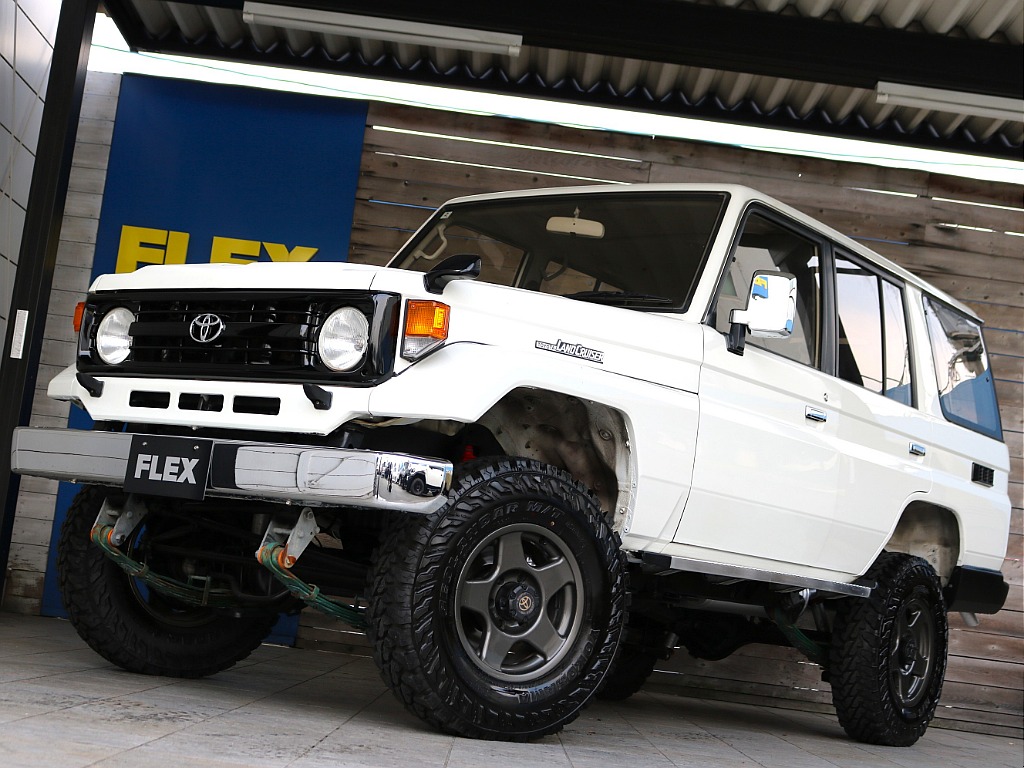 トヨタ ランドクルーザー70(8枚目)