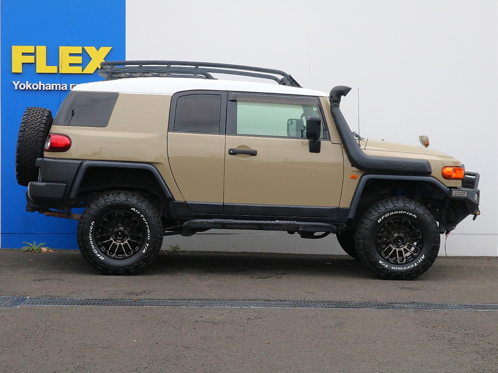 トヨタ FJクルーザー 4.0 4WD(2586110630) | 車探しなら中古車・新車の専門店FLEX＜フレックス＞へ