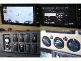 Bluetooth対応ナビ！ ダイヤル式のエアコンスイッチは操作性に優れています♪