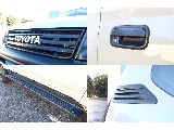 TOYOTAロゴグリル！各部マットブラック塗装を施工しております♪