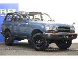古い年式の車両ですが、ＦＬＥＸは保証制度が充実しておりますのでご安心ください！最大で年間１００万円まで修理費をカバーするプランがございますので、詳細はスタッフまで是非お問い合わせください！
