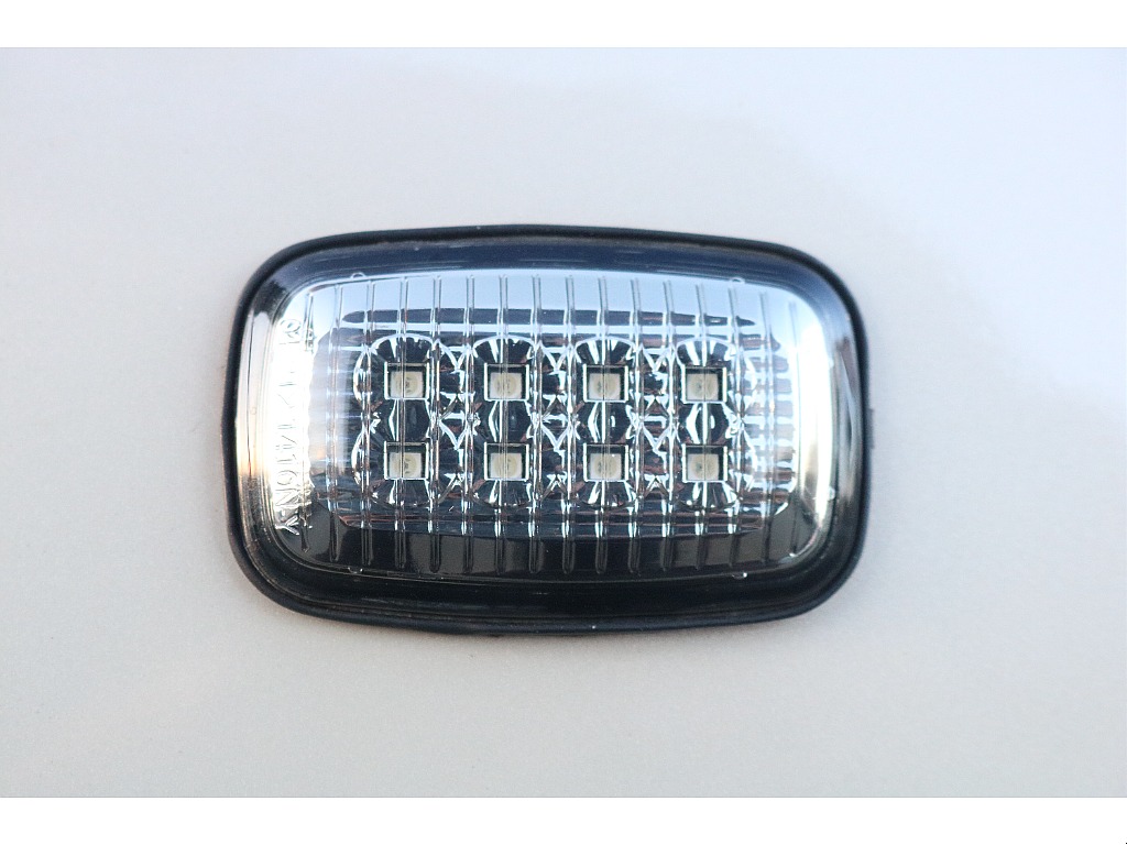 トヨタ ランドクルーザー100(32枚目)