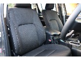 Zグレード専用上級ファブリックシート！ 通気性抜群で暑い時期の運転もストレスフリーです！