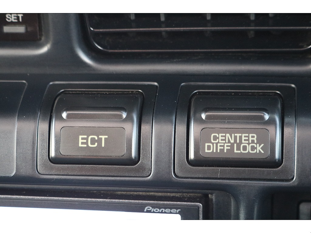 センターデフロックスイッチ！