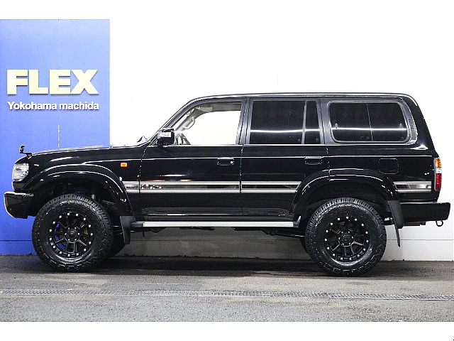 既にリフトアップが施工されているので、とても迫力のある一台です！