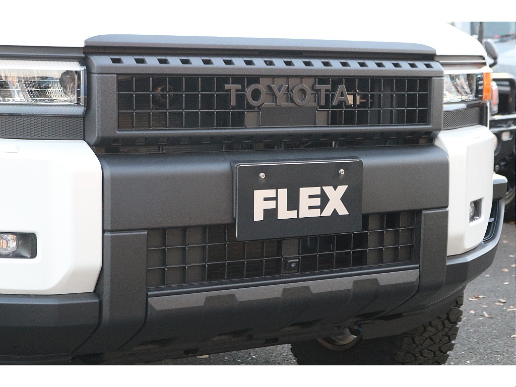 ラプター塗装も施工し、とてもワイルドなスタイルに仕上がっております！