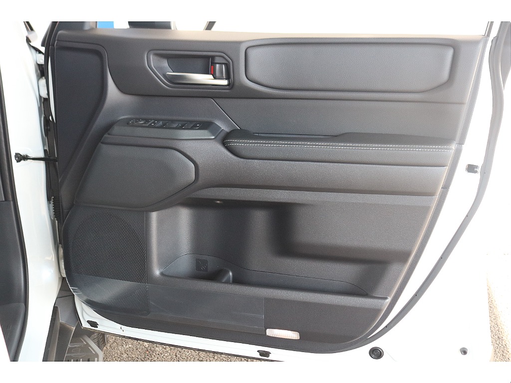 気になる小傷等もなく綺麗な状態です！