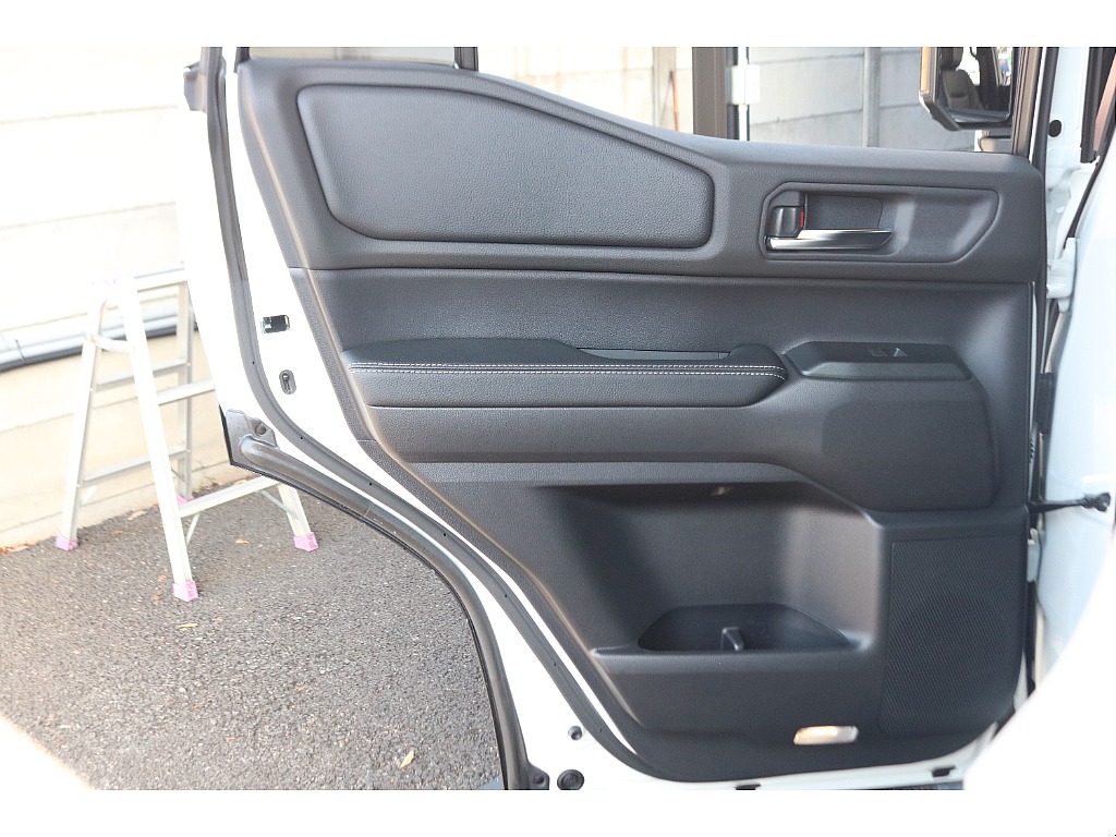 気になる小傷等もなく綺麗な状態です！