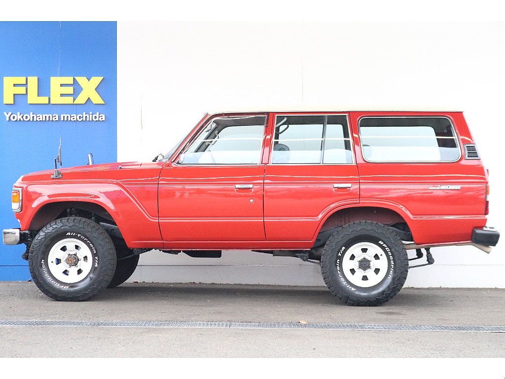 サイドステップレスの為すっきりとした見た目に！