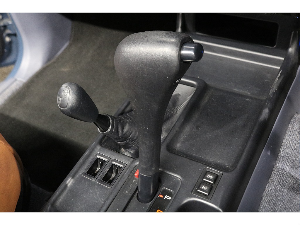 トヨタ&nbsp;ランドクルーザープラド&nbsp;プラド5ドア2.7TXリミテッド 4WD&nbsp;&nbsp;神奈川県の詳細画像&nbsp;その14