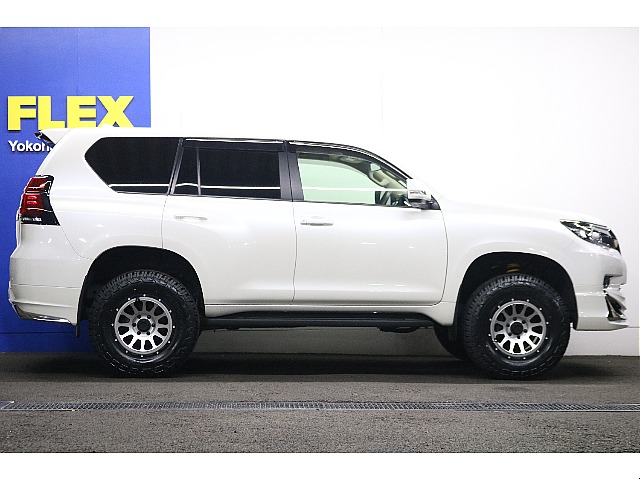 新品オリジナルコイルにて２インチのリフトアップが施工済みです！