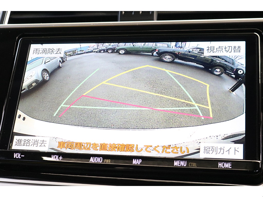 バックカメラで後方確認もばっちり！