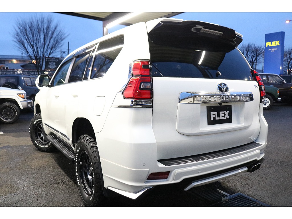 メッキテールライトカバー装着！