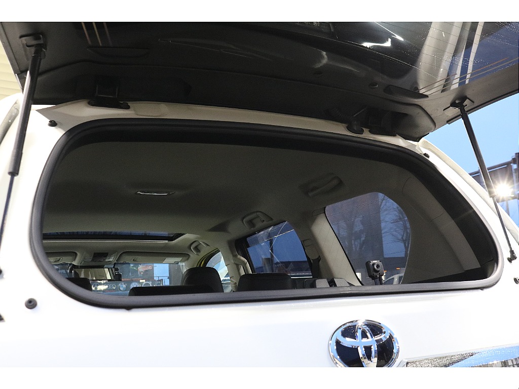 リアガラス開閉可能！