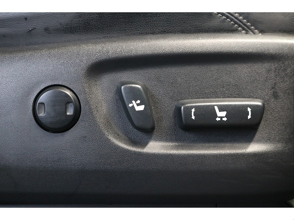 運転席パワーシート！