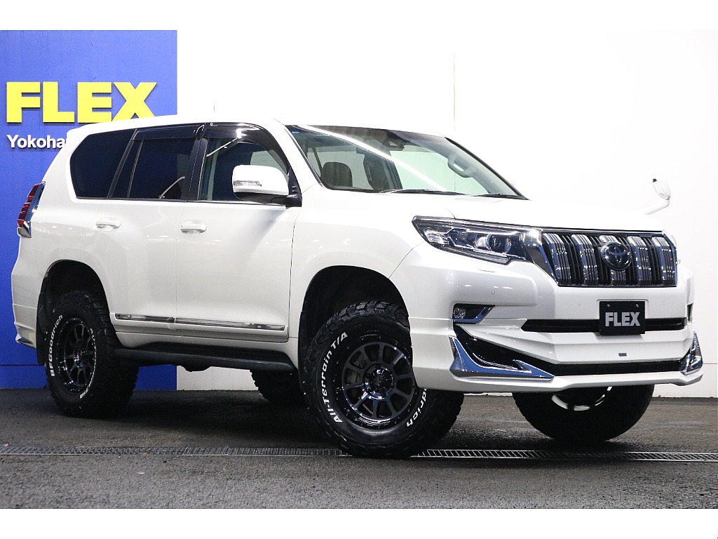 ひっかき傷やシミ汚れなど見受けられず綺麗な状態です！