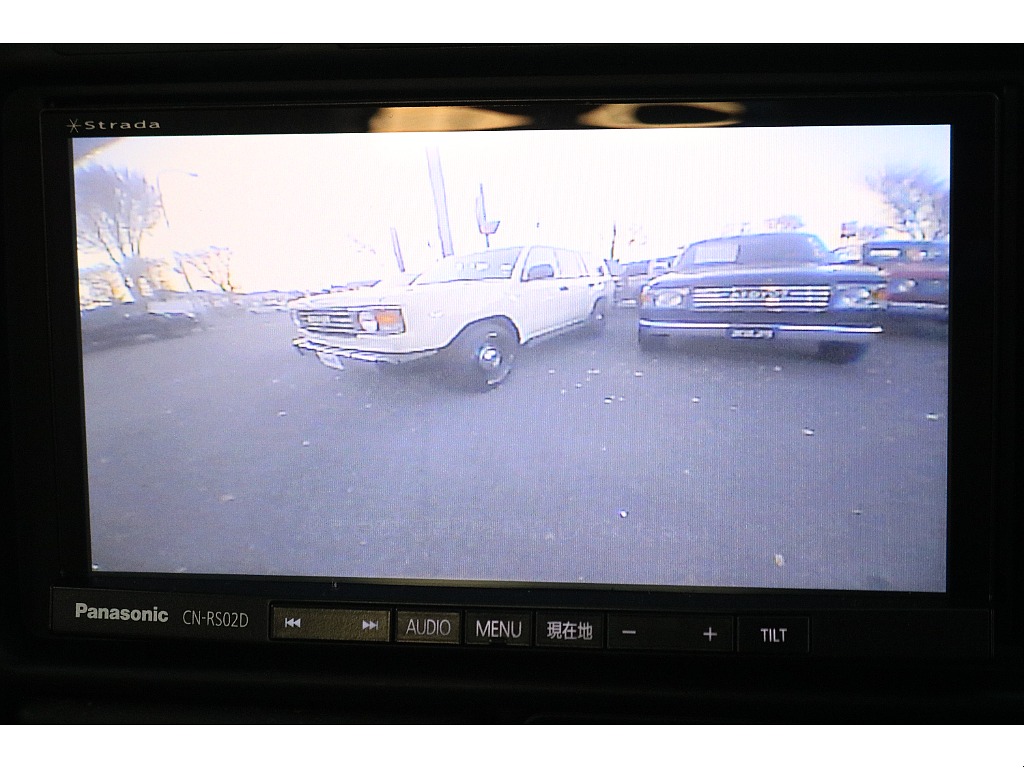 バックカメラも装備しておりますので駐車の際も安心して移動していただけます♪