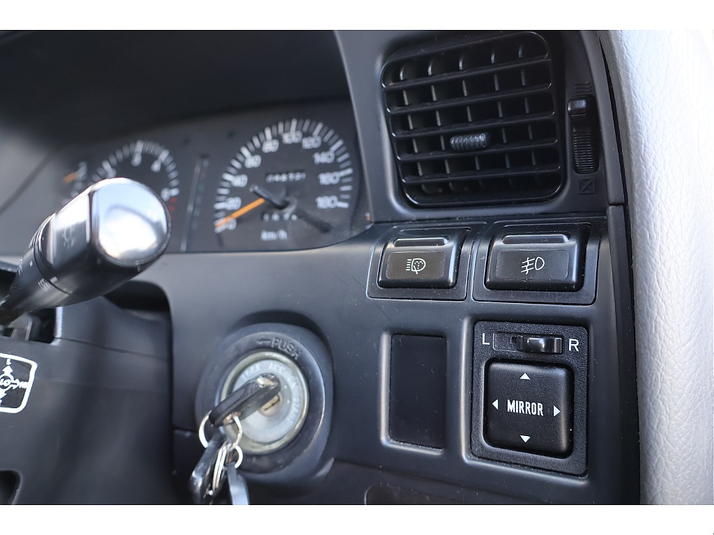 トヨタ ランドクルーザー80(20枚目)