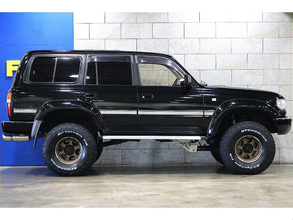 トヨタ ランドクルーザー80(3枚目)