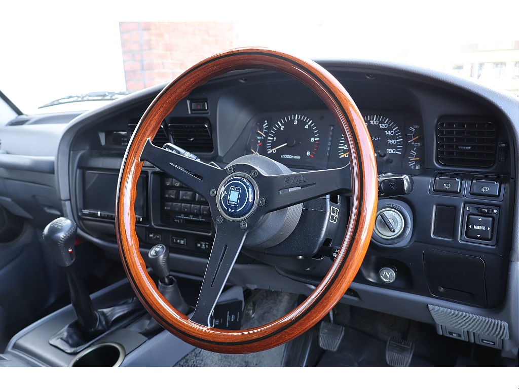 トヨタ ランドクルーザー80(10枚目)