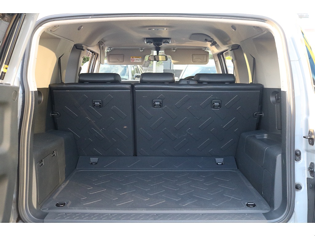 ラゲッジは大容量な収納力を兼ね備えています！