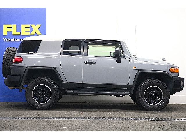 オシャレかつワイルドさも兼ね備えた注目の１台です！