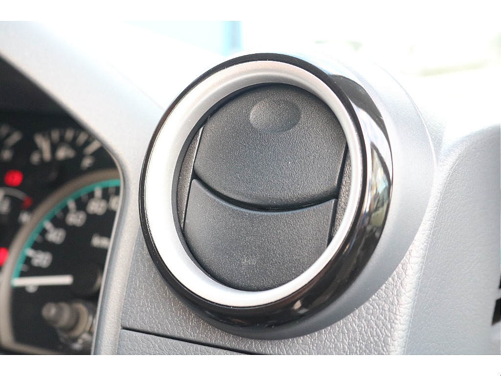 送風口もパネル取付によりスタイリッシュな印象ですね♪