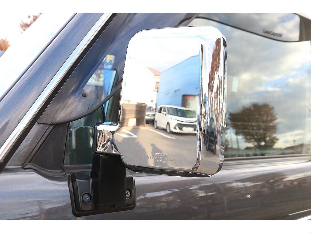 サイドミラー！