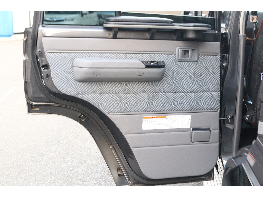 助手席2列目ドア内張！