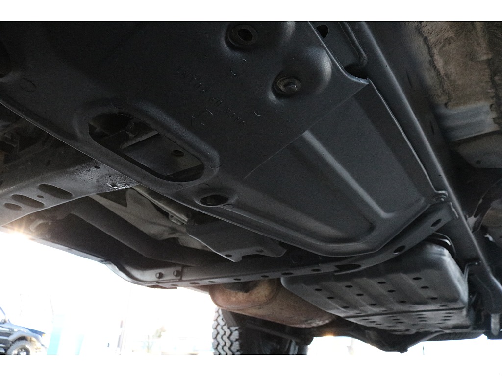 足回りは傷等なく綺麗な状態です！