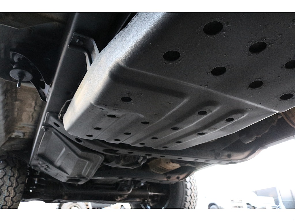 足回りは傷等なく綺麗な状態です！