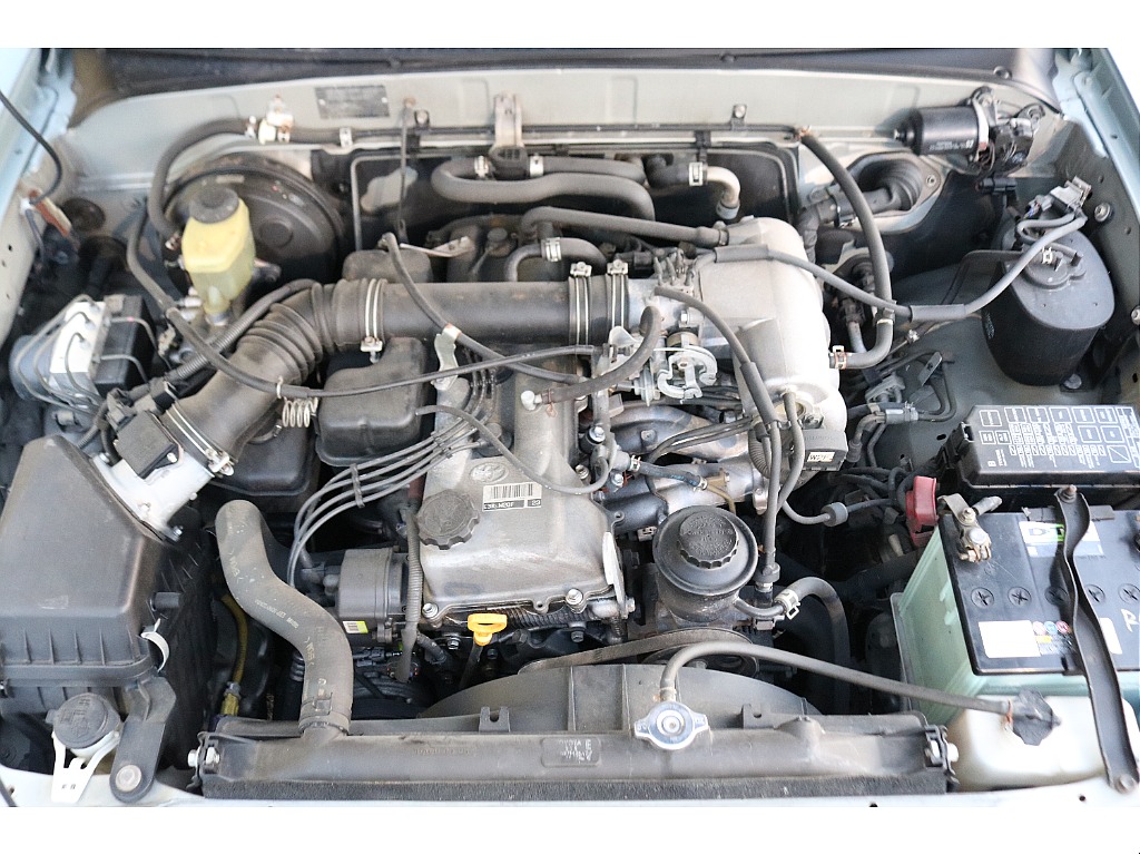 2.7Lエンジン！ストレスフリーな走りを見せてくれます！