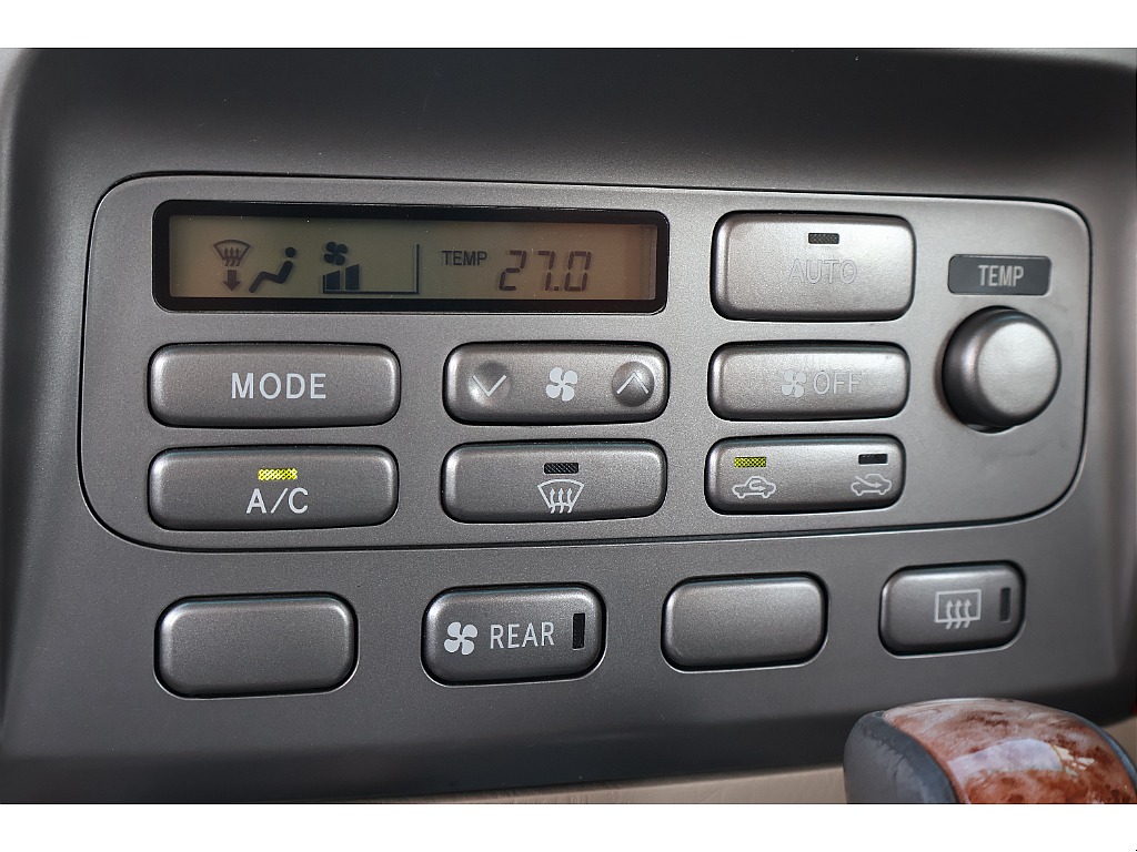 傷等が出やすい所ですが、良いコンディションです！